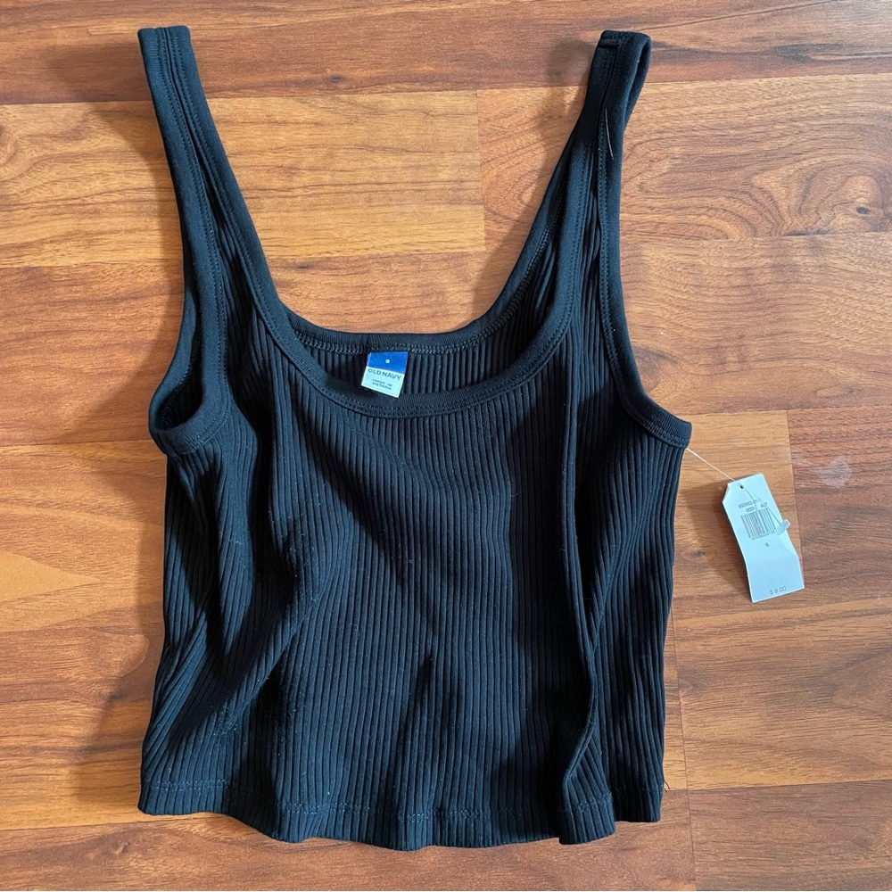 Tank crop top